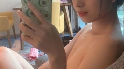 안입은건가