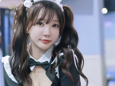 손예은2