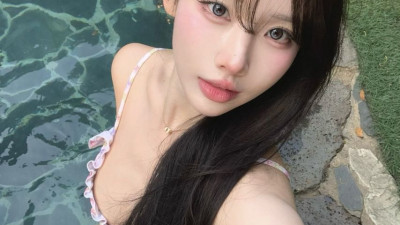 끈비키니 입은 예쁜 누나