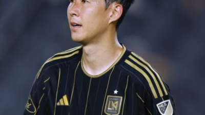 2025년09월06일 MLS | ‘SON 톱 왜 고집하나’…LA타임스, LAFC 손흥민 활용법 비판 “정규시간 필드골 0”