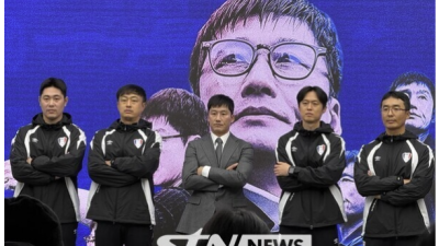 [2026년01월04일] 수원 새 감독 이정효, ‘사단’ 전원 동행…“같이 온 이유는 단 하나, 최고의 팀 만들 자신”