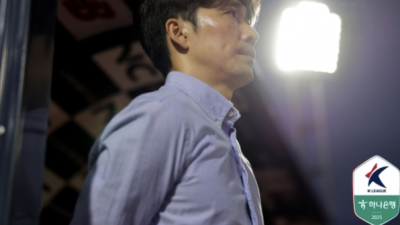 2025년09월14일 K리그2 | ‘무릎 꿇고 울컥’ 변성환, 6번째 도전 끝 첫 승…일류첸코 결승골·양형모 선방쇼