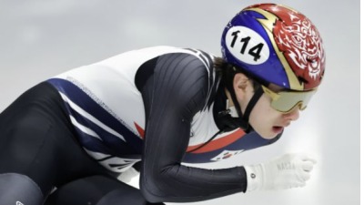 [2026년02월10일] 신동민 쇼트트랙 남자 1000m 예선 5조 2위 통과…인코스 추월로 준준결승 진출