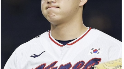 [2026년02월05일] 호주 국대 알렉스 홀, KBO 신생팀 울산 웨일즈 입단…두산 아시아쿼터 불발 뒤 ‘유틸리티 스위치 히터’로 합류