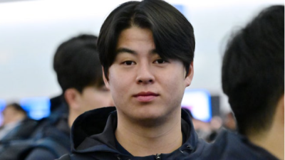 [2026년01월11일] 노시환, 대표팀 사이판 캠프 출국 직전 ‘병무청 재확인’…공항서 비행기 놓칠 뻔한 해프닝