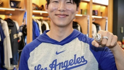[2026년04월28일] 김혜성 다저스 월드시리즈 우승 반지 수여로 메이저리그 첫 우승 실감