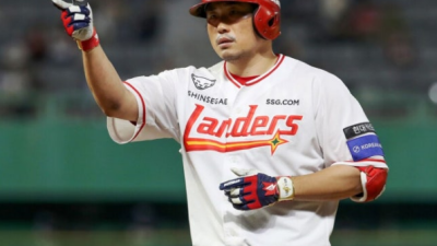[2026년01월07일] KBO 첫 삼각 트레이드 ‘최종 승자’ 이지영…SSG, 40대 베테랑 포수와 2년 5억원 재계약