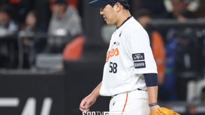 [2025년11월01일] “오늘 끝낼 수 없다면 내일은 없다” 문동주, KS5 생존 등판 각오… 한화 총동원 선언