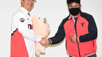 [2025년10월15일] ‘억대 수수’ 혐의 장정석·김종국, 대법원 무죄 확정…KIA 해임 사태 법적 종결